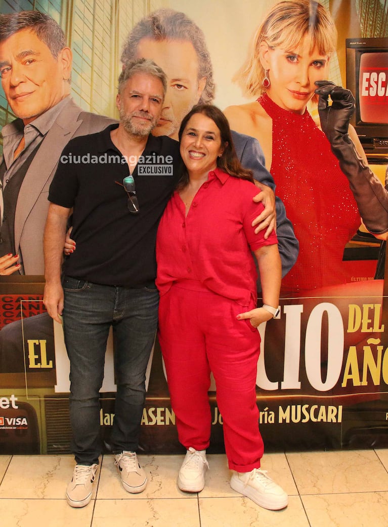 Malena Guinzburg con Adrián, su novio. (Foto: Movilpress)