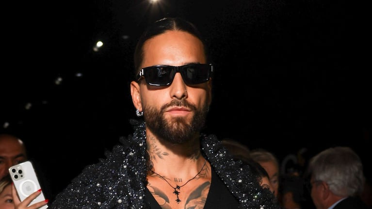 Maluma fue uno de los invitados estrella al desfile de Dior. (Foto: Vianney Le Caer/Invision/AP)