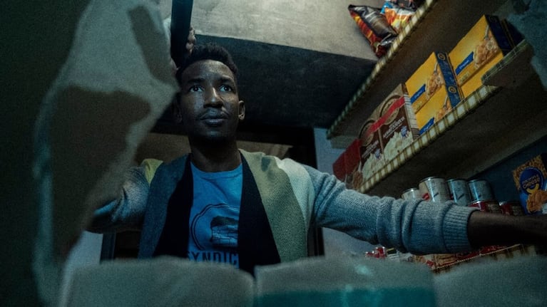 Mamoudou Athie es el archivista y restaurador de películas Dan Turner.