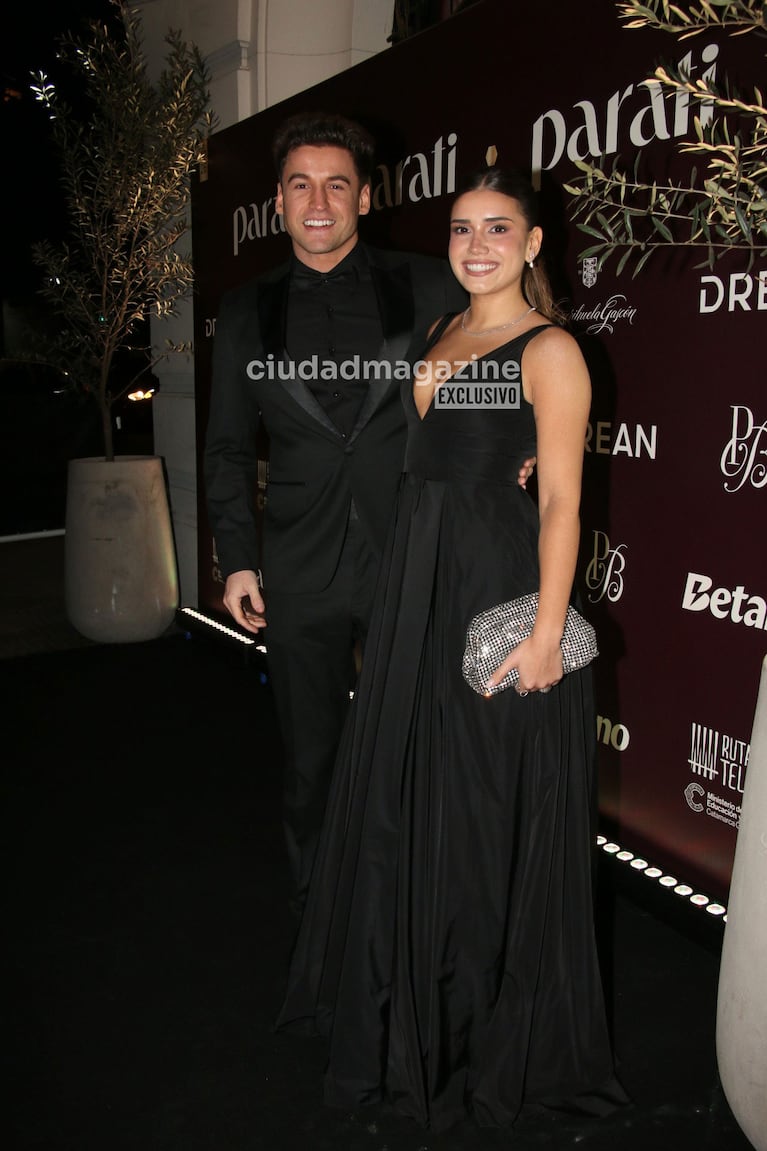 Manuel Iberó y Lola Tomaszeuski en la gala de una revista (Foto: Movilpress).
