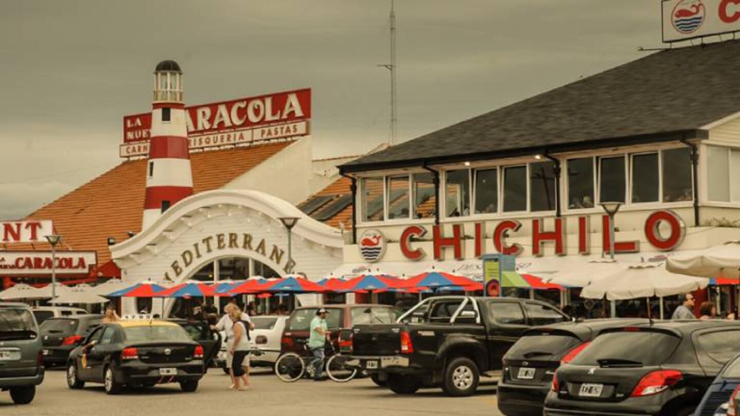 Mar del Plata sigue sumando casos y los gastronómicos amenazan con abrir con o sin permiso