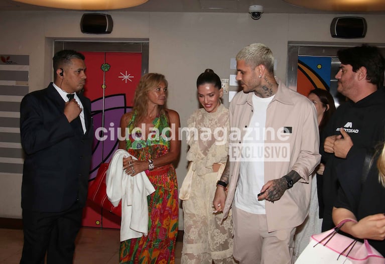 Marcela Riveiro, su hija la China Suárez y Mauro Icardi (Foto: Movilpress)