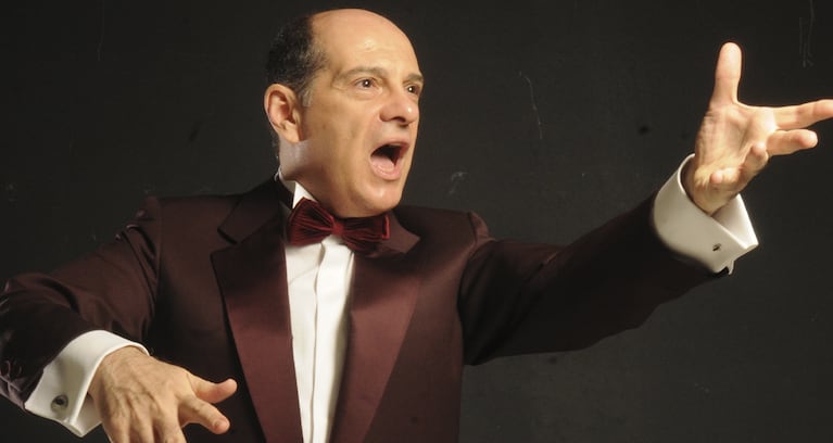 Marcelo Arce celebra 50 años en la música con un espectáculo único: De Carmen a Sting