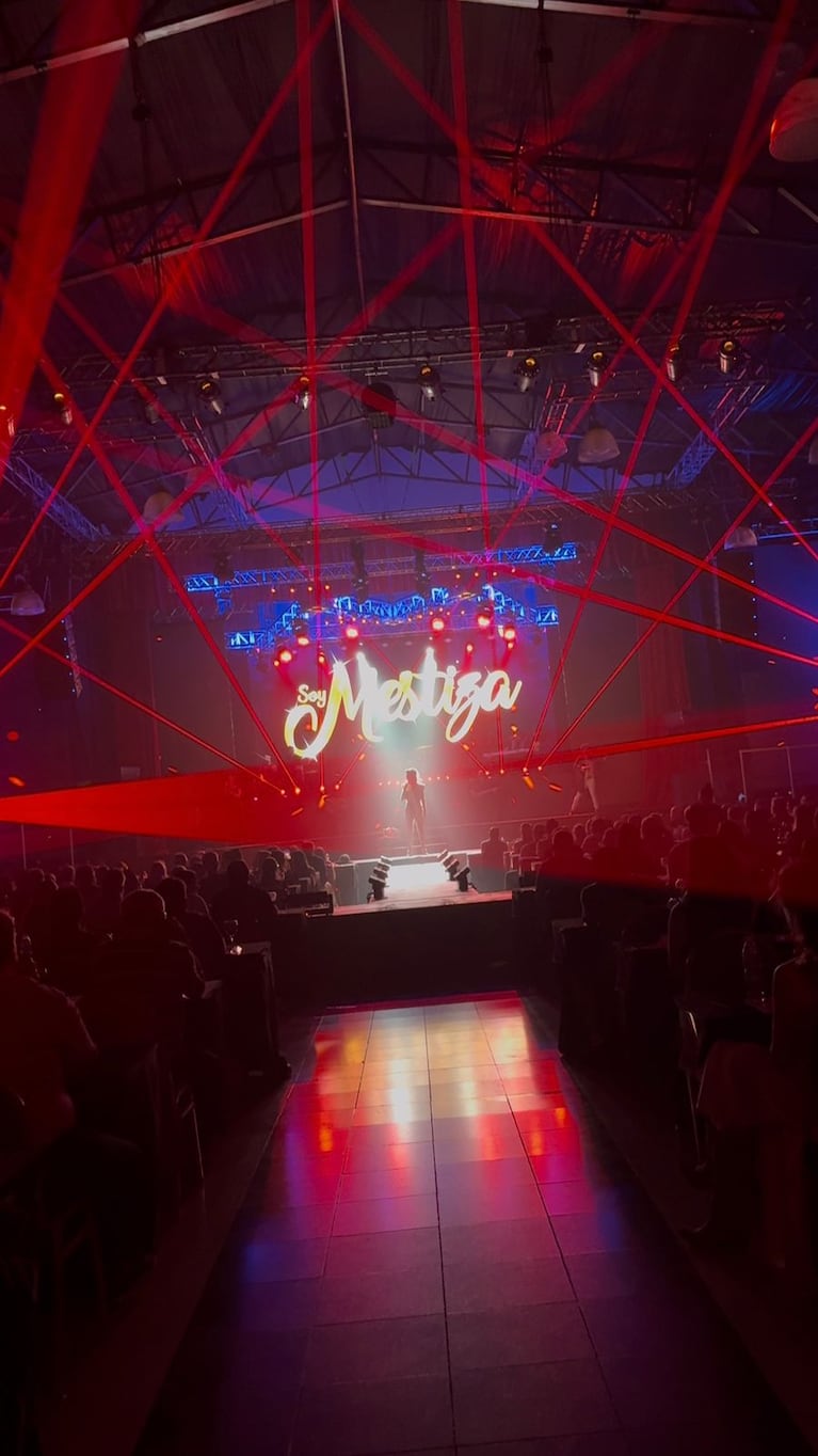 Marcelo Iripino y “Mestiza” debutaron a sala llena en Villa Carlos Paz