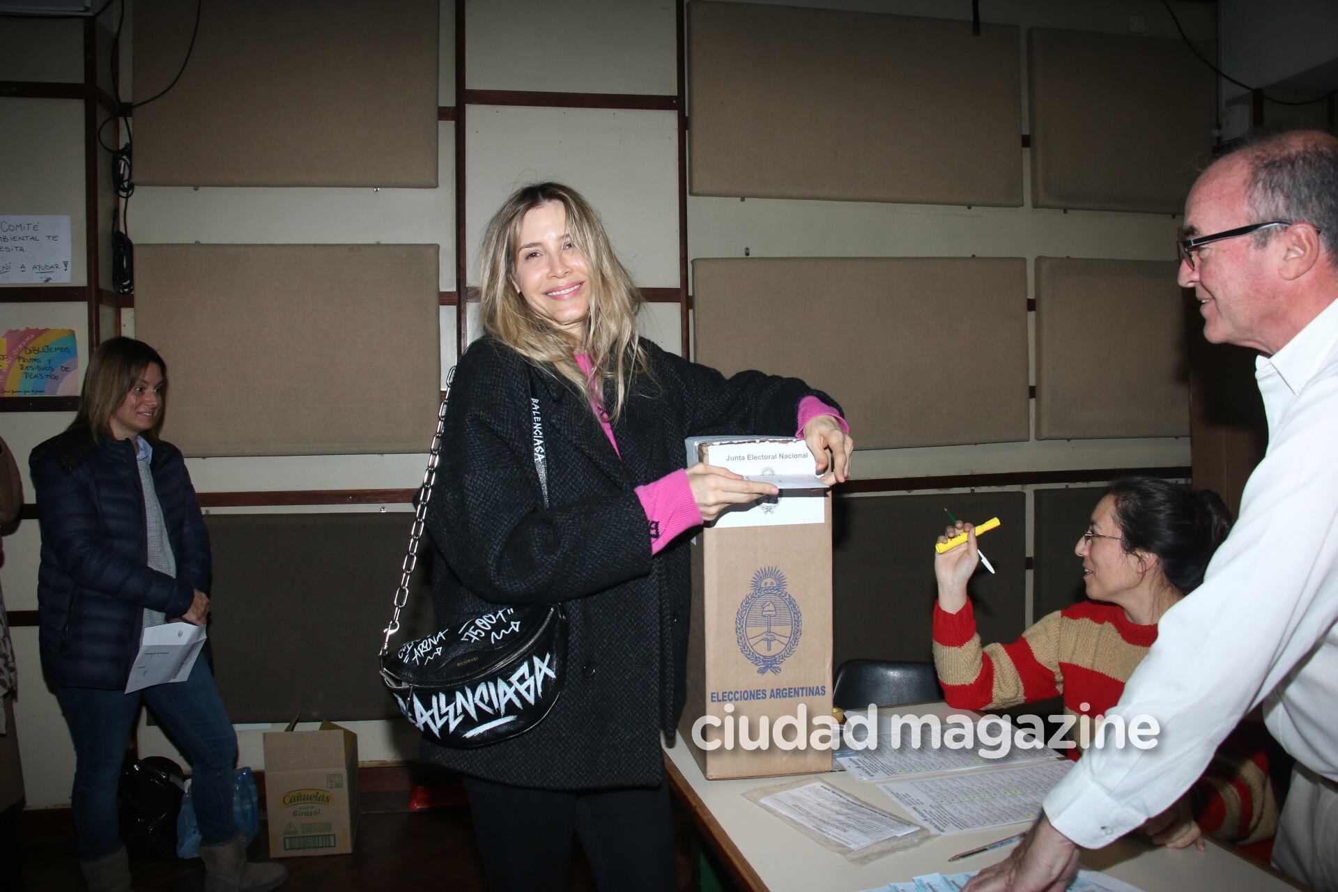Marcelo Tinelli, Cande Tinelli y Guillermina Valdés votaron en las PASO. Foto: Movilpress