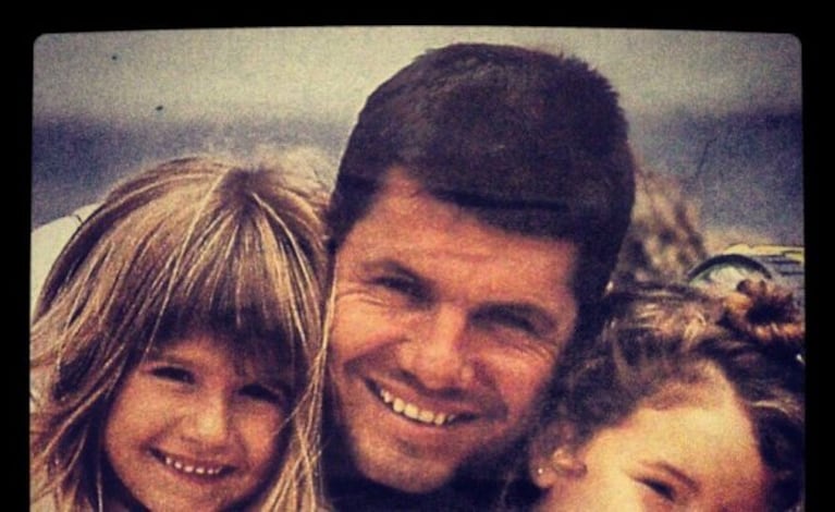Marcelo Tinelli junto a sus hijas Candelaria y Micaela. (Foto: Twitter)