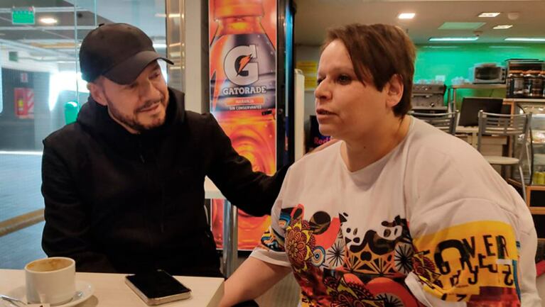 Marcelo Tinelli le cumplió el sueño a una fan y la llevó a desayunar.