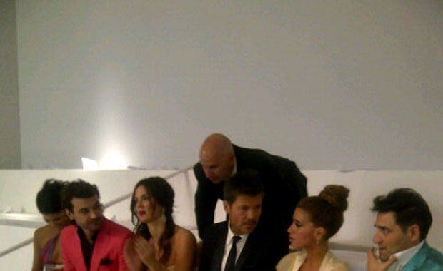 Marcelo Tinelli llegó más tarde y posó con su grupo de Ideas del Sur (Foto: Twitter). 