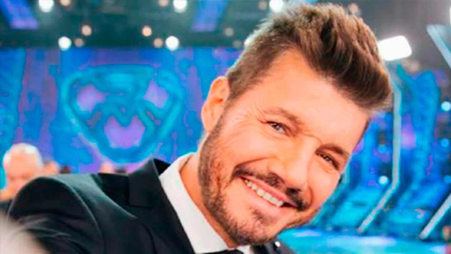 Marcelo Tinelli se cambió el look antes de su debut en Canta conmigo ahora.