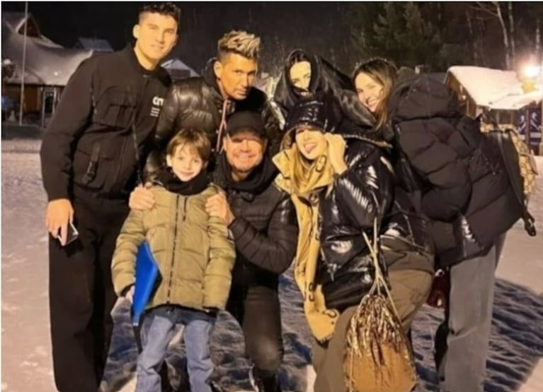 Marcelo Tinelli se fue a Bariloche con sus hijos y El Tirri: el álbum de fotos