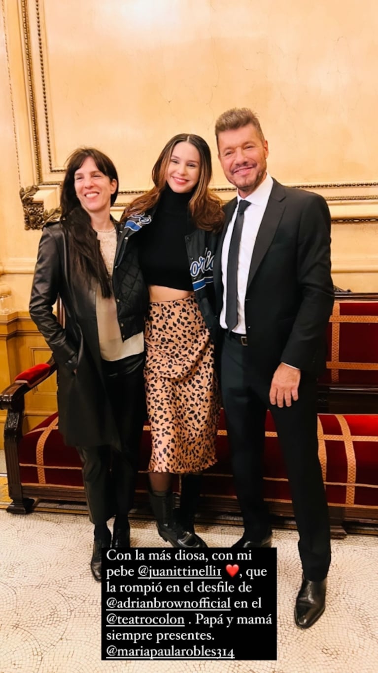 Marcelo Tinelli se mostró otra vez con Paula Robles: fueron juntos a ver a Juanita al Teatro Colón