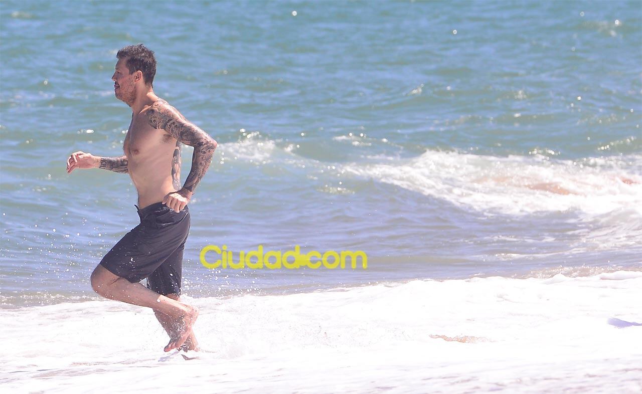 Marcelo Tinelli y Guillermina Valdes: amor y familia en Punta del Este (Fotos: TMPress). 