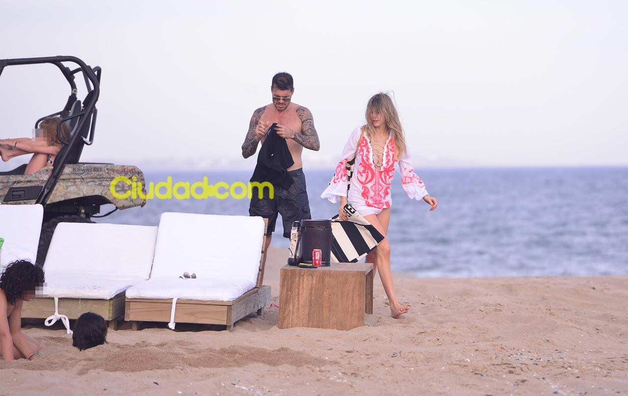 Marcelo Tinelli y Guillermina Valdes: amor y familia en Punta del Este (Fotos: TMPress). 