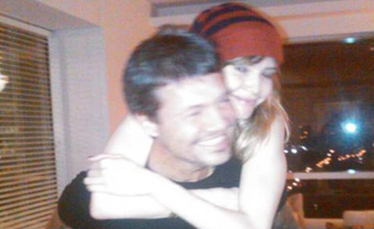 Marcelo Tinelli y Guillermina Valdés, en una foto publicada en Twitter. 