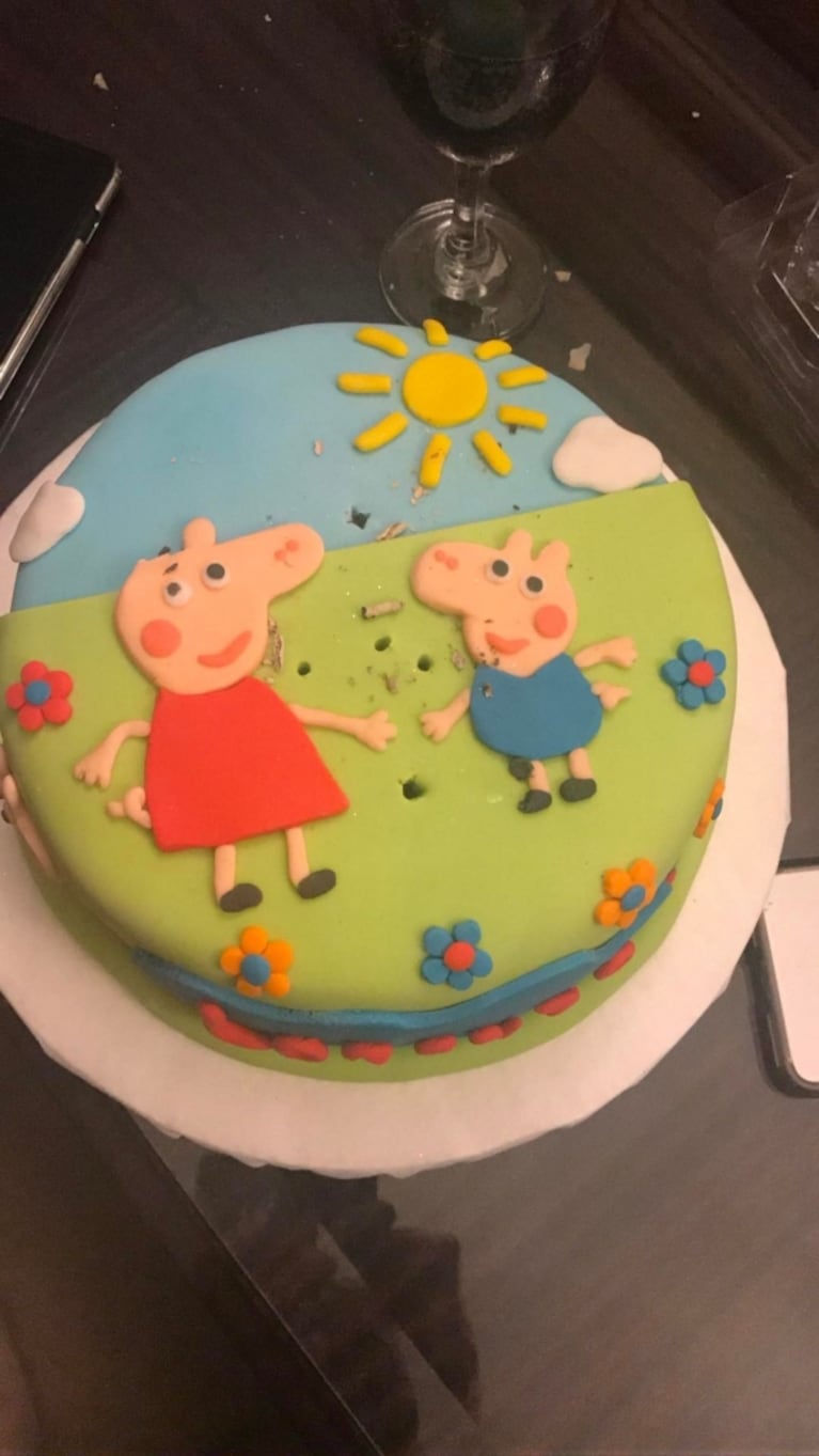 Marcelo Tinelli y Guillermina Valdés festejaron los tres años de Lorenzo: doble torta, cupcakes y el divertido blooper del cumpleañero