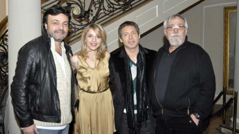 Marcos Carnevale, Carla Peterson, Adrían Suar y Lino Patalano. (Foto: Jennifer Rubio)