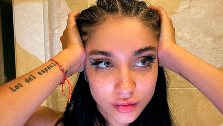 María Becerra compartió estas inéditas fotos de cuando era chica por un especial motivo.