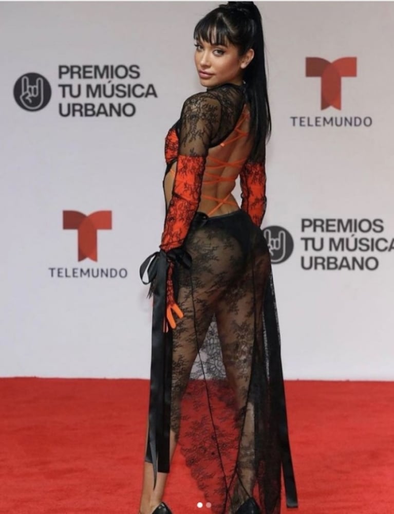 María Becerra impactó con su look en los Premios Platino: "La nena de Argentina"