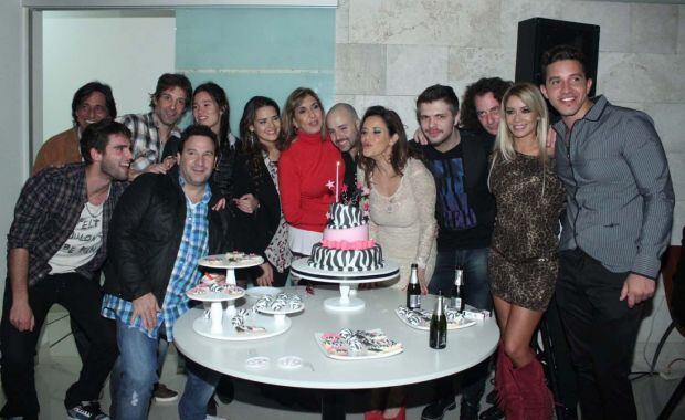 María Fernanda Callejón festejó su cumpleaños con sus compañeros de Dulce amor. (Foto: Prensa Nicolás Di Raimondo)