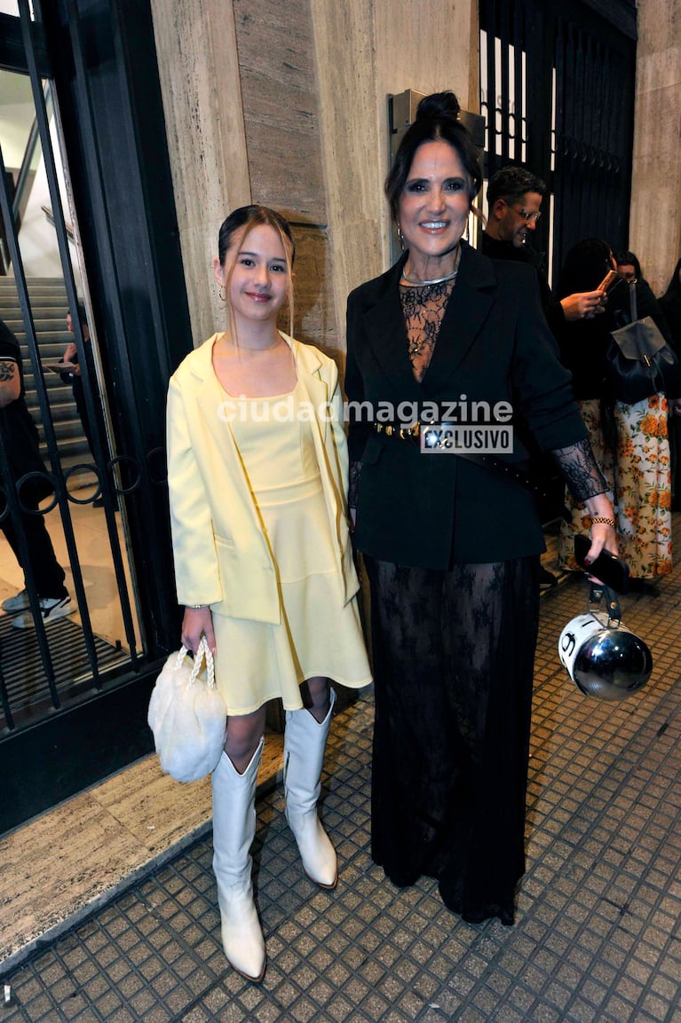 María Fernanda Callejón y su hija Giovanna en los Premios Hugo (Foto: Movilpress).