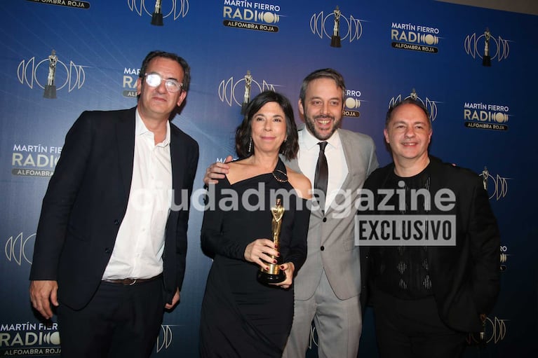 María O´Donnell y el staff de De acá en más (Urbana Play) (Foto: Movilpress)