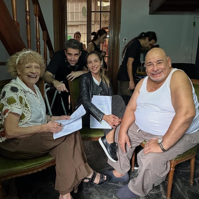 María Rosa Fugazot, Samir Bitar, Lulu Drozdek y Rolly Serrano. (Foto: @lulydrozdek)