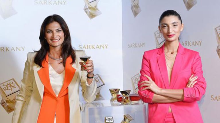 Mariana Airas y su hija Paloma, muy elegantes (Fotos: @rickysarkany).