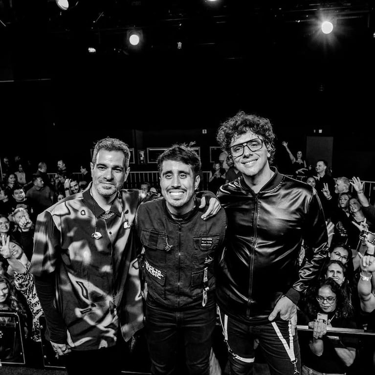 Mariano Albergoli junto a Ezequiel Pérez Casas y Julio Di Liscia de Sobredosis de Soda. (Foto: @sobredosisdesoda)