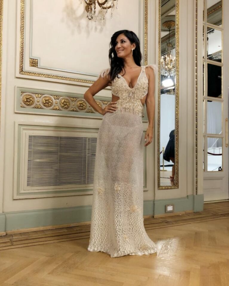Mariano Caprarola, crítico con los looks de Silvina Escudero y Mora Godoy: ¿las peores vestidas de la foto del Súper Bailando?