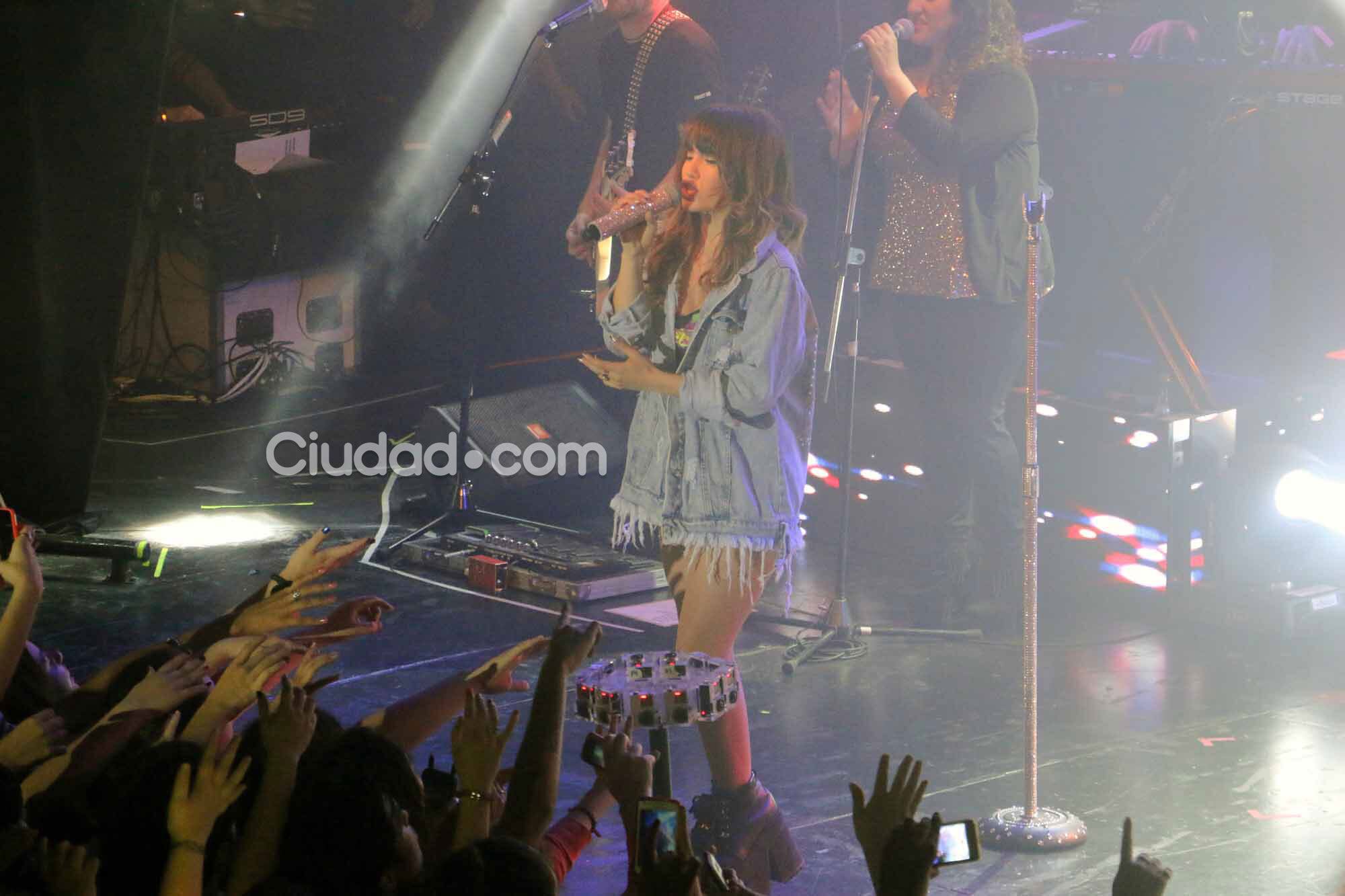 Mariano Martínez, el fan número 1 de Lali Espósito en La Trastienda (Fotos: Movilpress). 