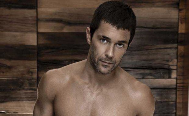Mariano Martínez, súper sexy en una campaña de ropa interior. (Foto: Facebook Bakhou)