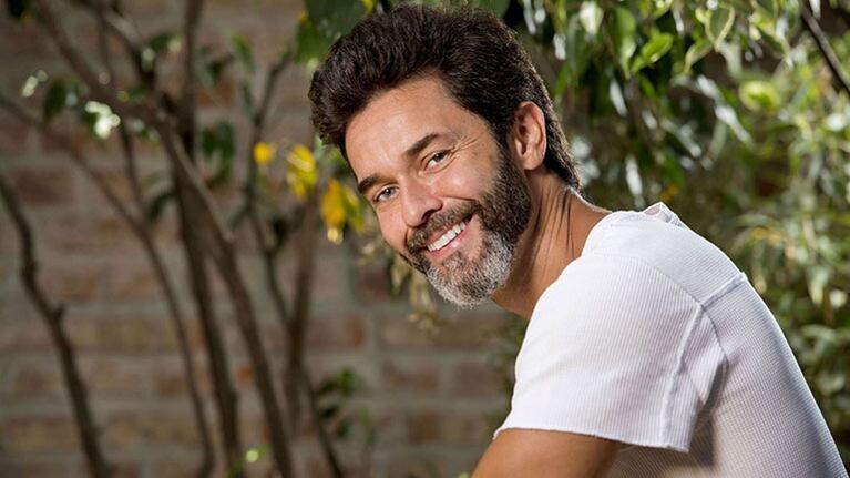 Mariano Martínez vuelve al teatro con la segunda temporada de Mentiras Inteligentes