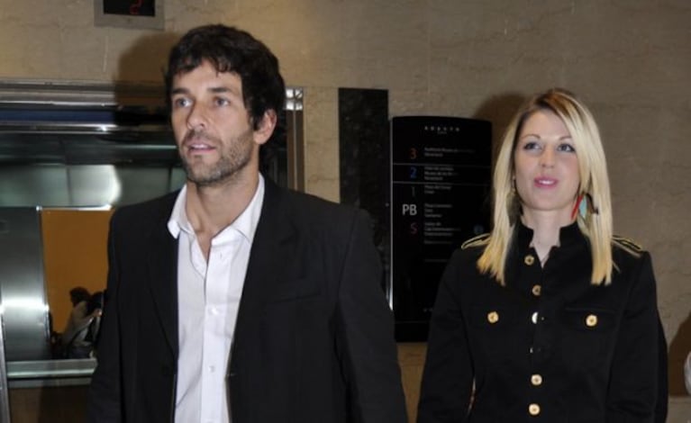 Mariano Martínez y su bella mujer. (Foto: Jennifer Rubio)