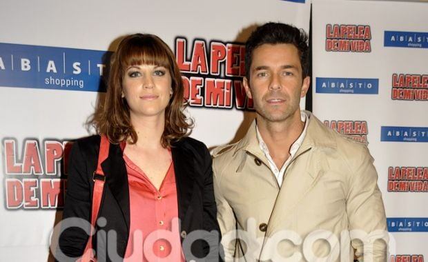 Mariano Martínez y su mujer, Juliana Giambroni (Foto: Jennifer Rubio). 