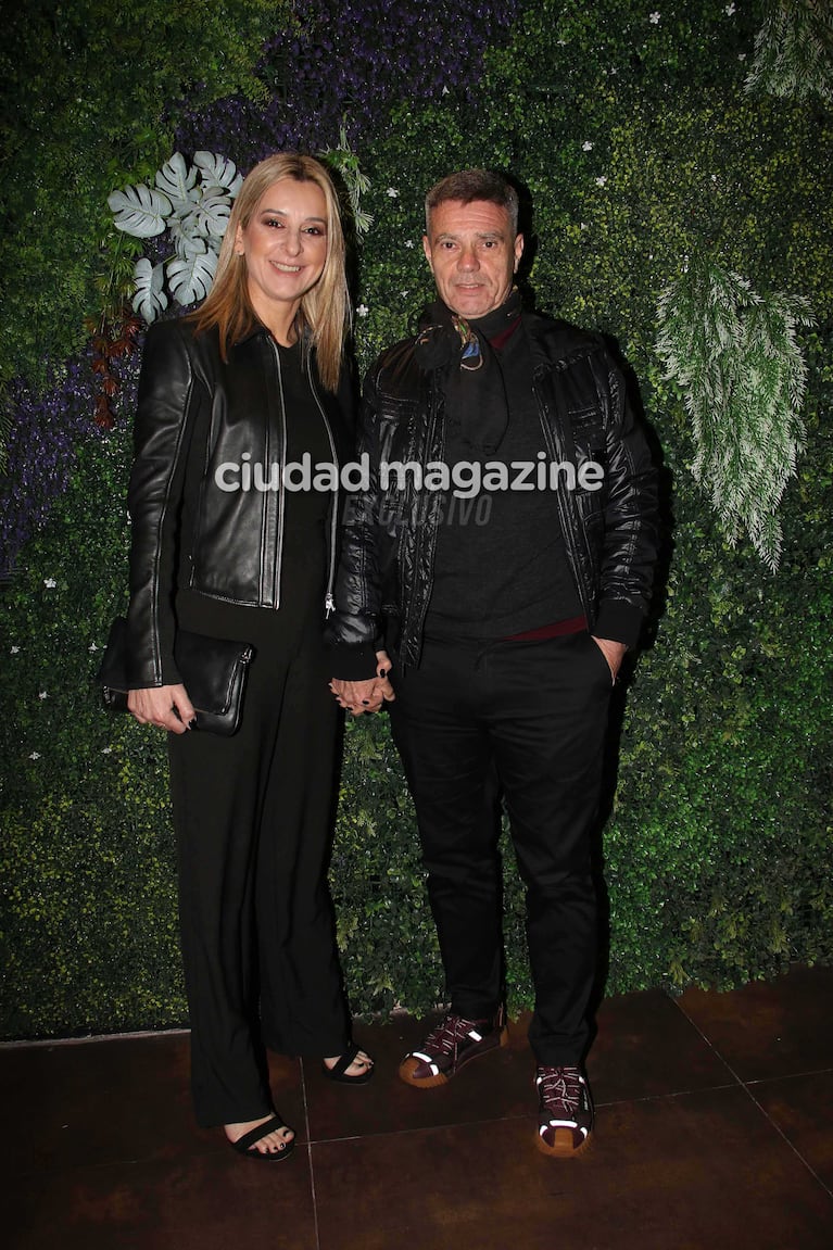 Mariela Fernández y su pareja (Foto: Movilpress)