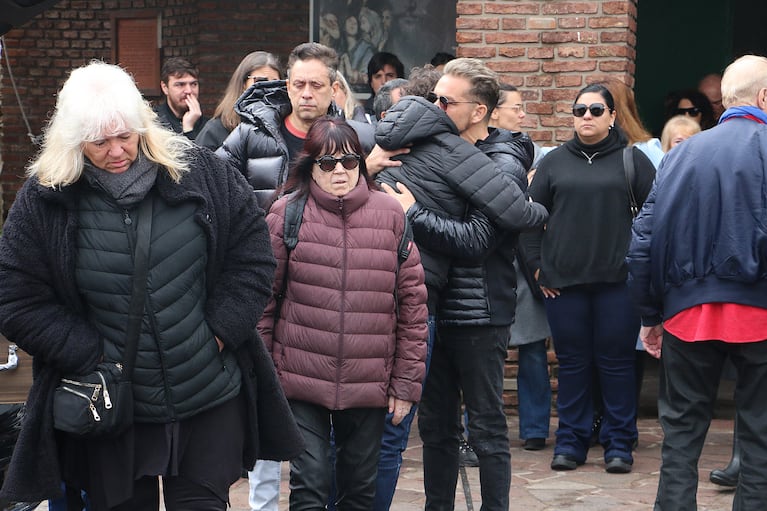 Marilina Ross en el último adiós a Ángel Mahler. (Foto: Movilpress)