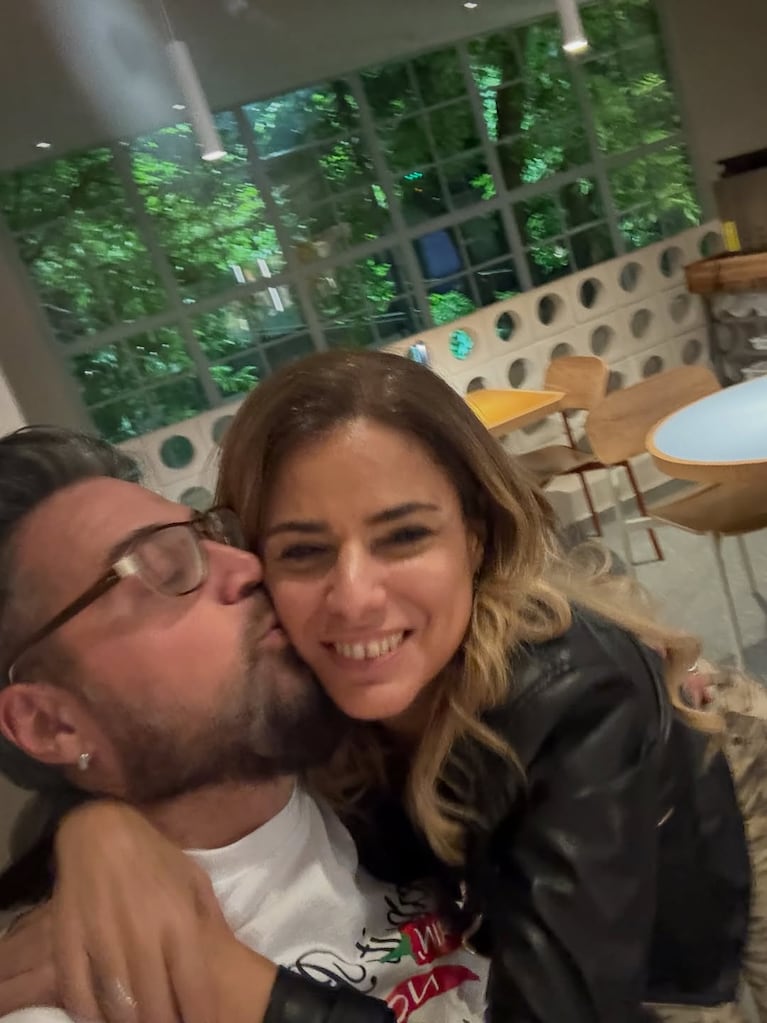 Marina Calabró y Rolando Barbano festejaron su primer aniversario: las fotos | Créditos: Instagram @rbarbano_