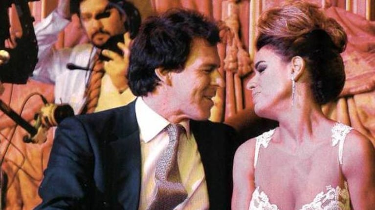 Marina Calabró y su novio, Martín Albrecht, en los Martín Fierro. (Foto: revista Pronto)