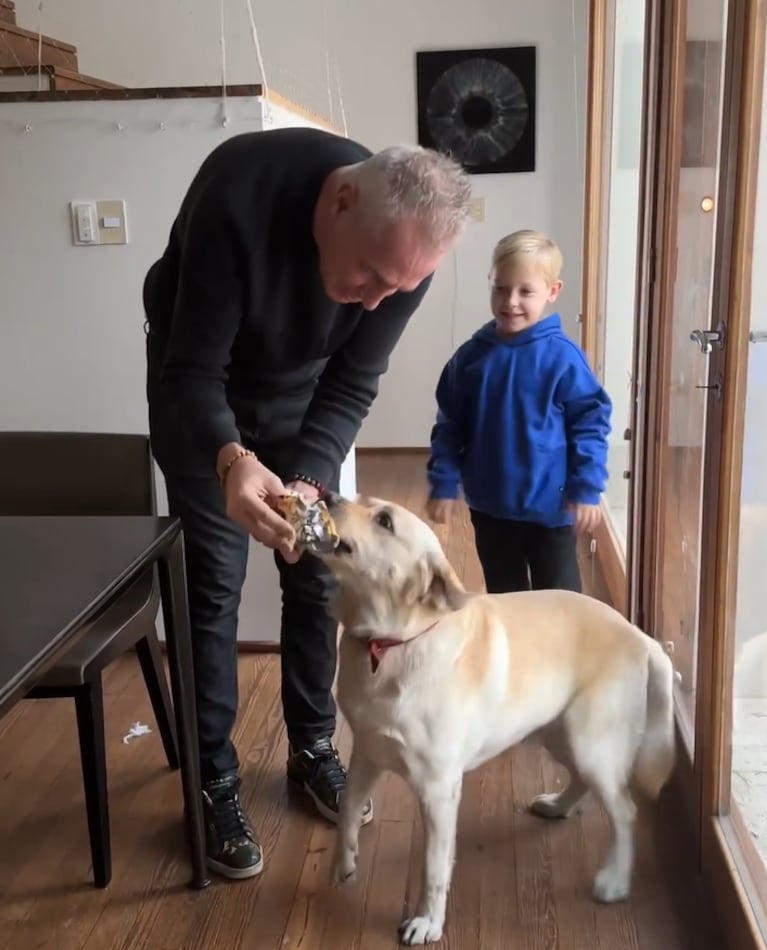 Marley y Mirko le festejaron el cumpleaños a su perro: el tierno regalo sorpresa que le dieron a su mascota