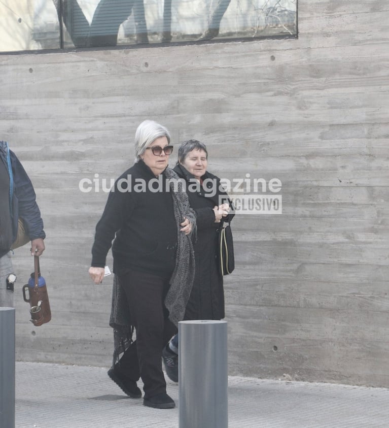 Marta González en el velatorio de Chiche Gelblung. (Foto: Movilpress)