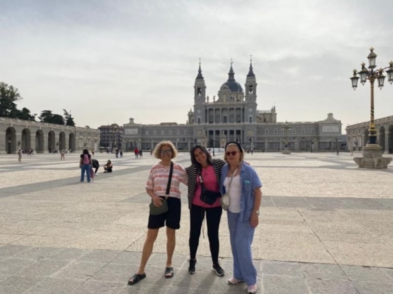 Marta González y su hija celebraron con un viaje haberse recuperado las dos del cáncer: "Juntas y vivas"