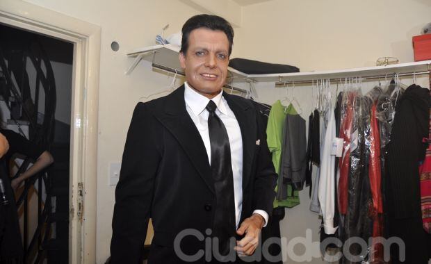 Martín Bossi, caracterizado como Luis Miguel. (Foto: Jennifer Rubio)