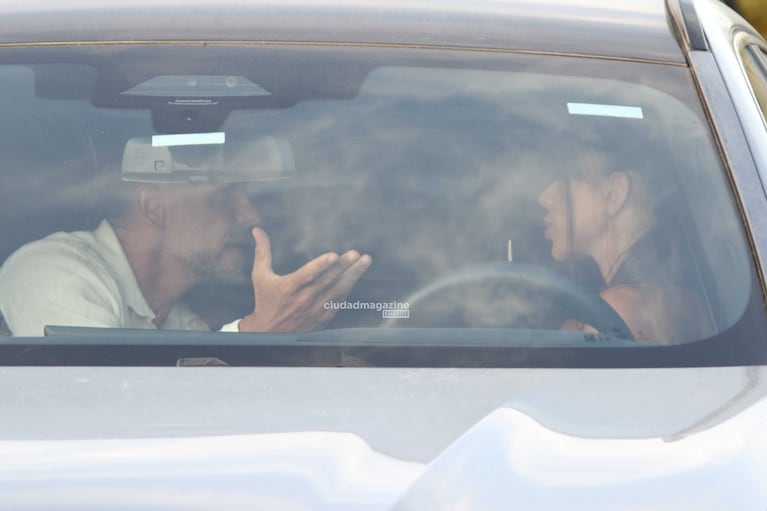 Martín Demichelis y Micaela Benítez discuten en el auto. Foto: RS Fotos