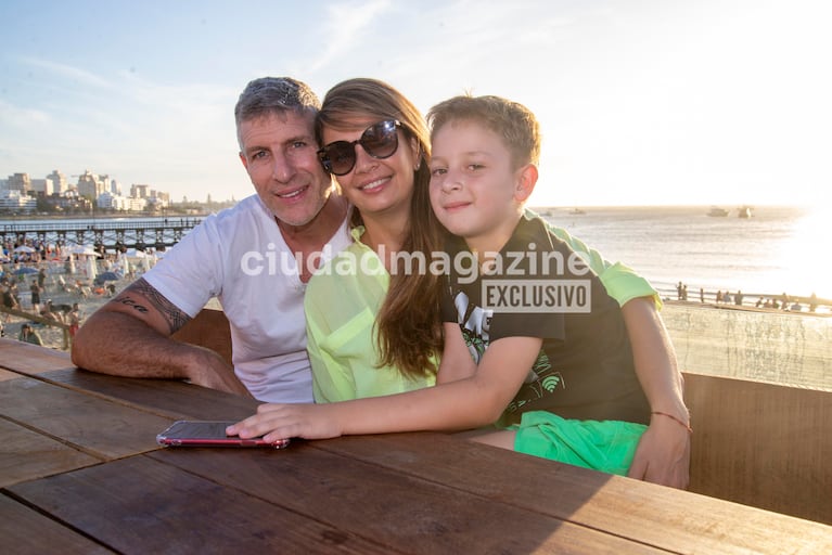 Martín Palermo, Jessica Geneux y Gianluca (RS Fotos)