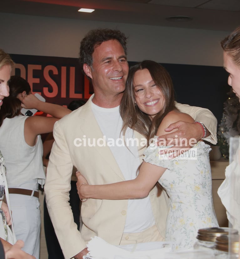 Martín Pepa acompañó a Pampita en su nuevo emprendimiento (Foto: Movilpress).