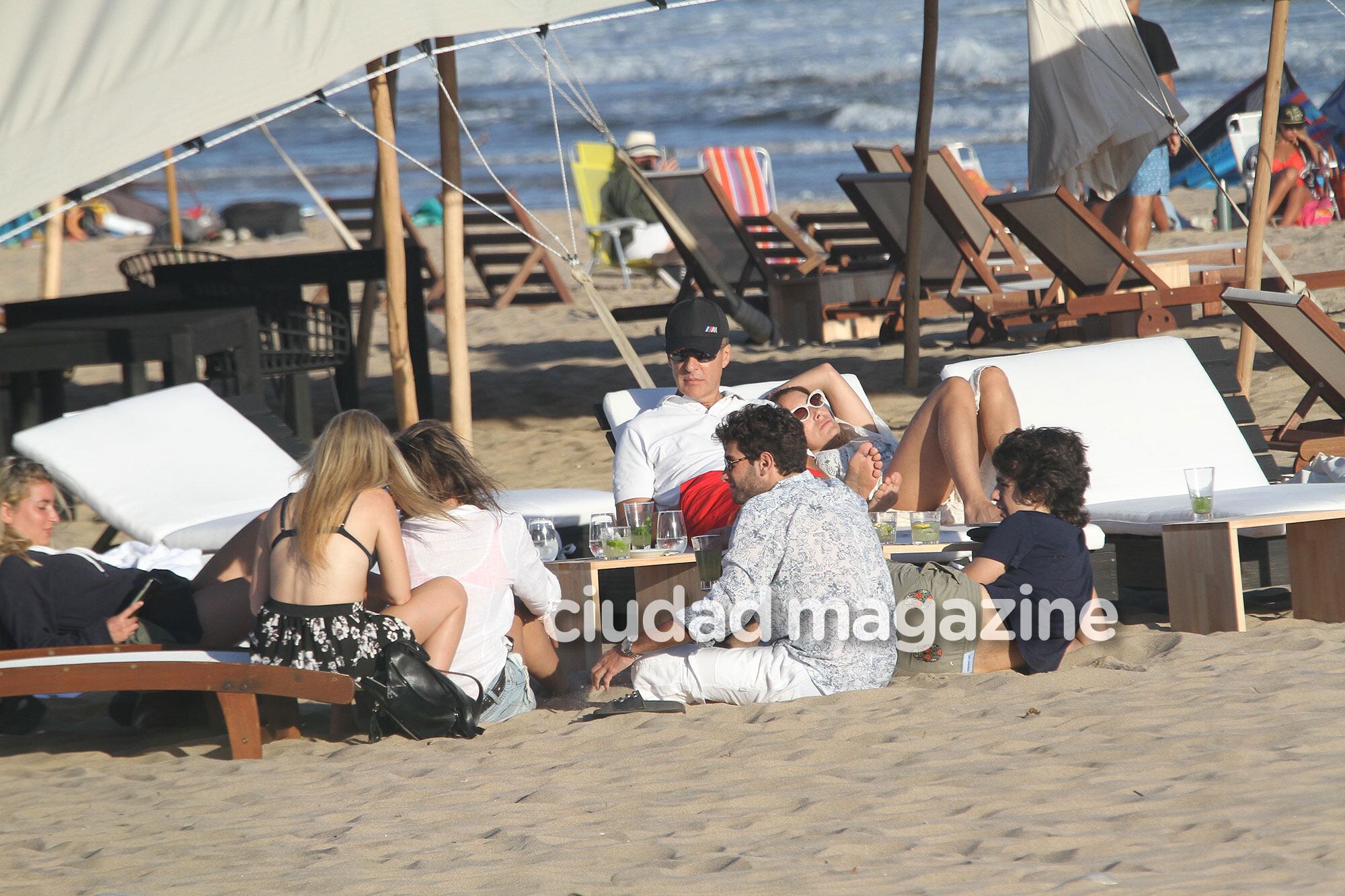Martín Redrado y su nueva novia, Lulu Sanguinetti, en Punta del Este (Foto: GM Press)