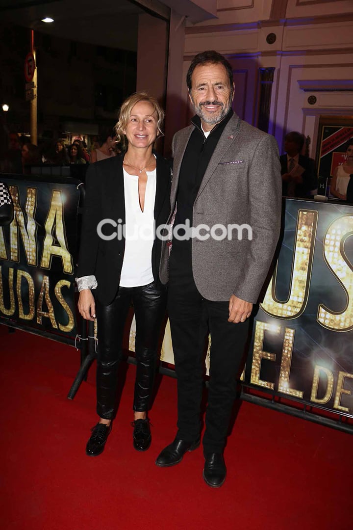 Martín Seefeld y su mujer no se perdieron Piel de Judas.  (Foto: Movilpress)