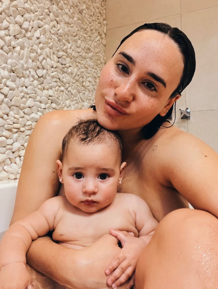 Martina Stewart y su hija, Rufina (Foto: Instagram @martistewart_)
