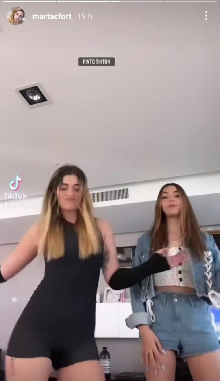 Martita Fort se rió de su "accidente" fashion en el Lollapalooza: "Cuando se te sale un mechón de pelo"