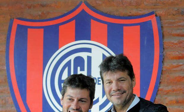 Matías Lammens y Marcelo Tinelli, presidente y vice de San Lorenzo. (Foto: diario Olé)